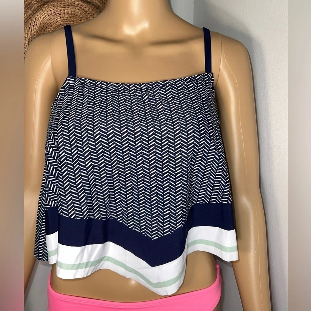Kona Sol, S,NWT, crop style,chevron print tankini, square neckline adj shoulder